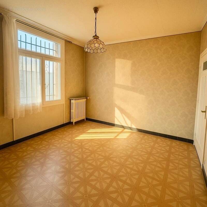 Maison à MARSEILLE-10E