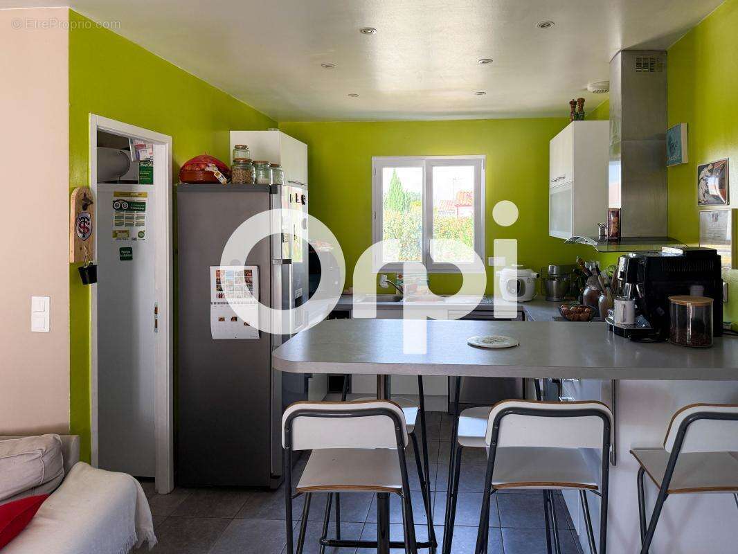 Maison 110 m² à Vergeroux  - photo 8