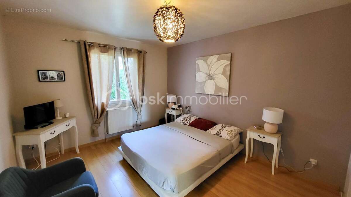 Maison à BOULT-SUR-SUIPPE