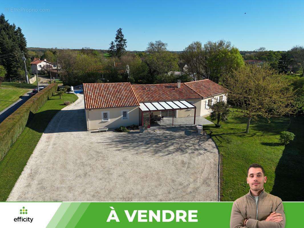Maison à MARNAY