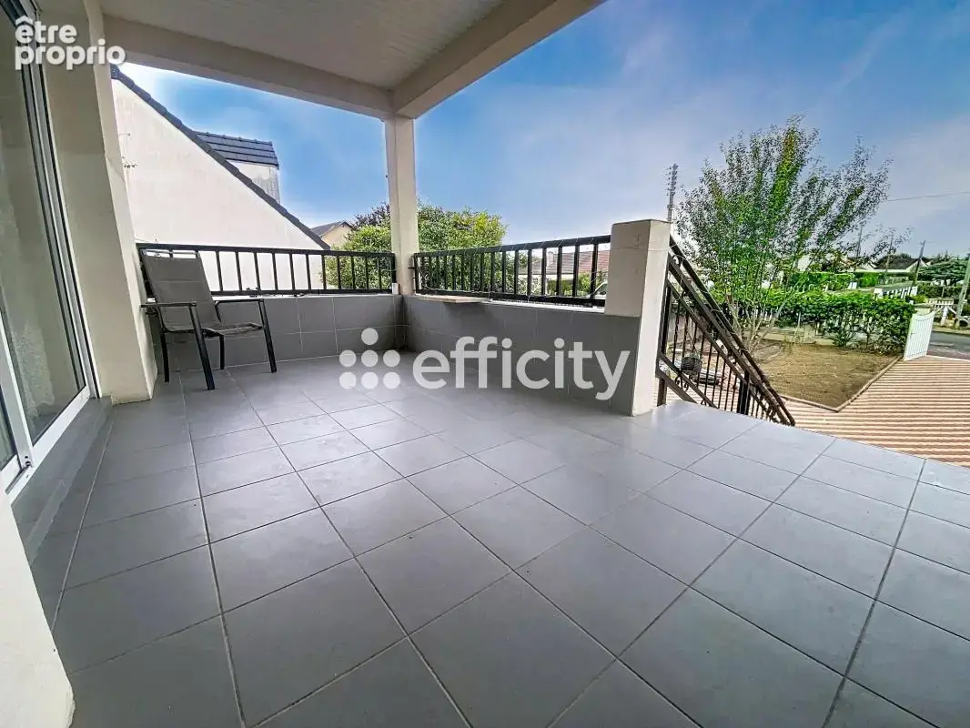 Maison 135 m² à Villemandeur  - photo 4