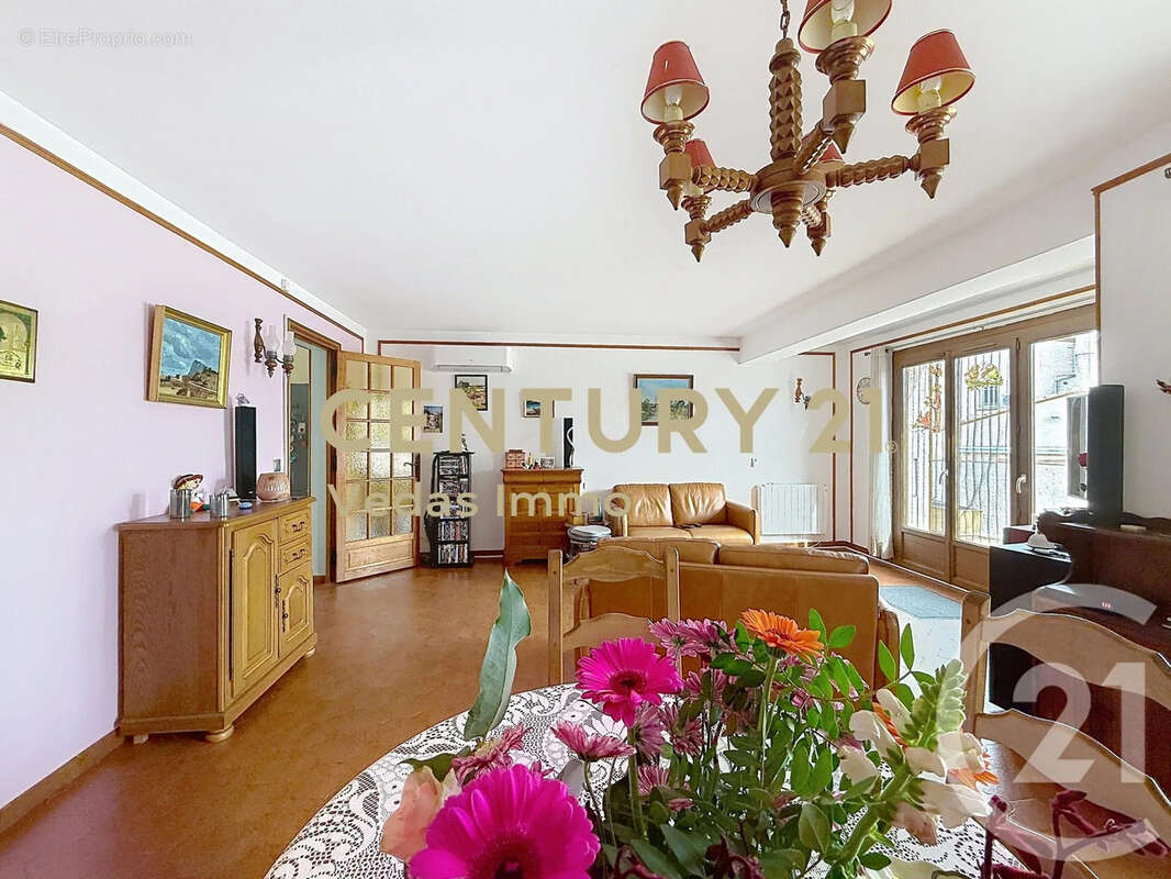 Maison à SAINT-GEORGES-D'ORQUES