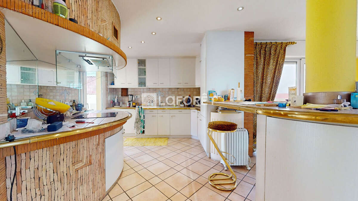 Superbe 3/4 pièces de 135 m² type loft avec jardin de 408 m² et grange aménageable Proche centre Schiltigheim - photo 6