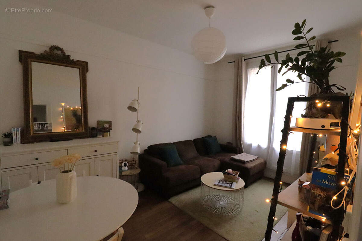 Appartement à LEVALLOIS-PERRET