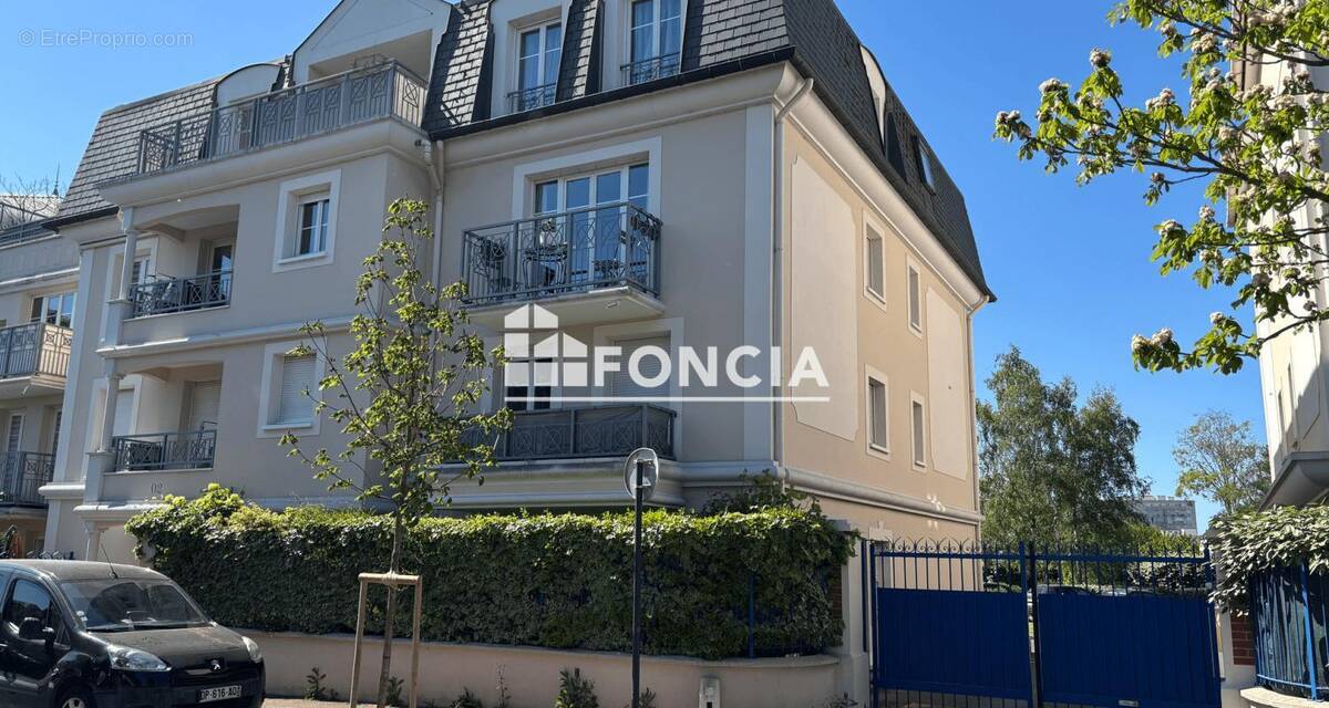 Appartement à SAINT-GRATIEN