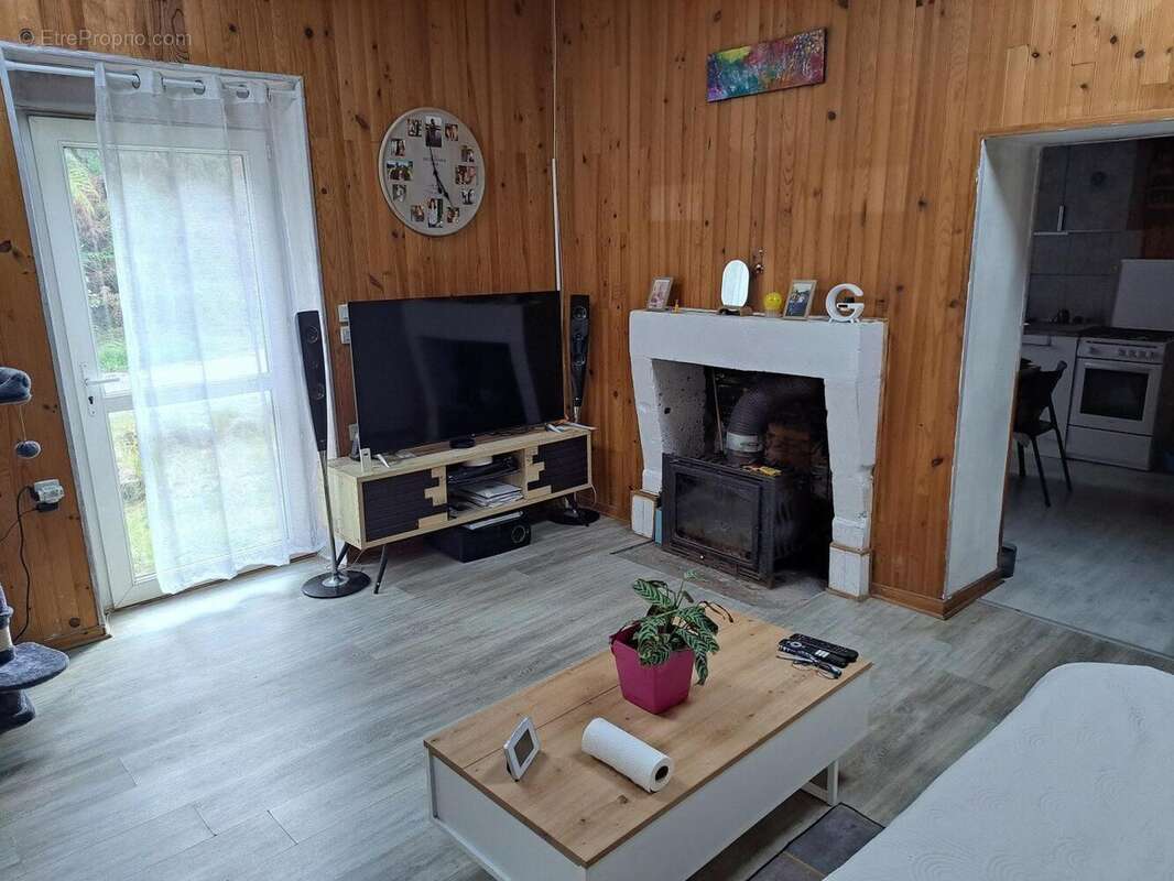 Maison 75 m² à Roquefort  - photo 6