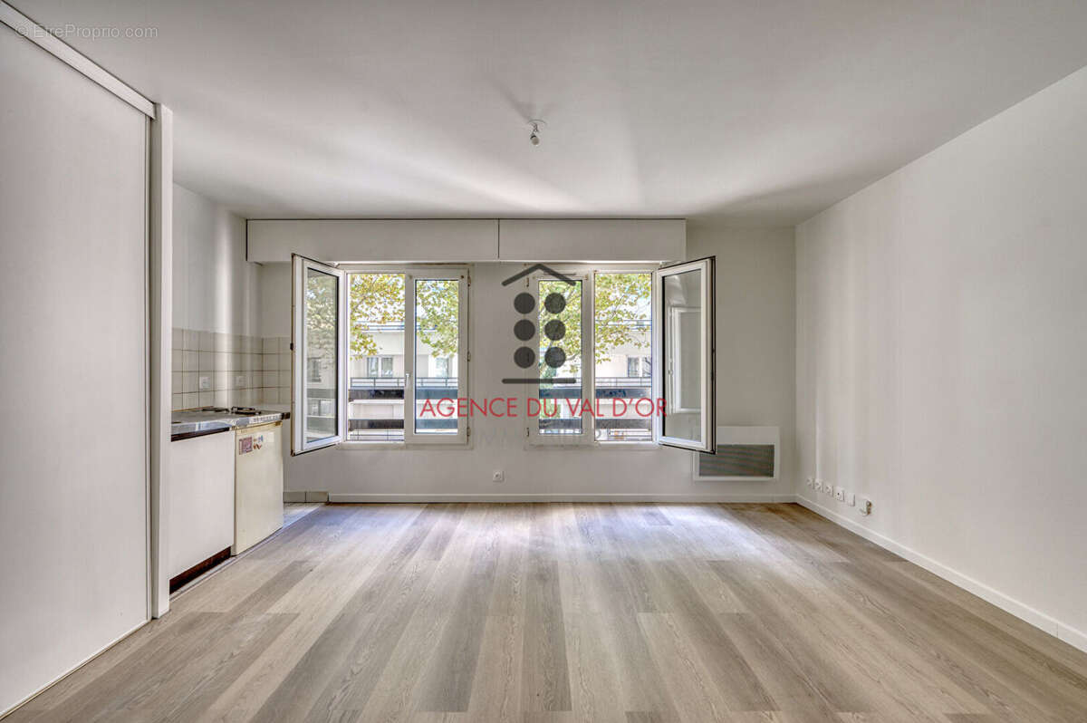 Appartement à SURESNES