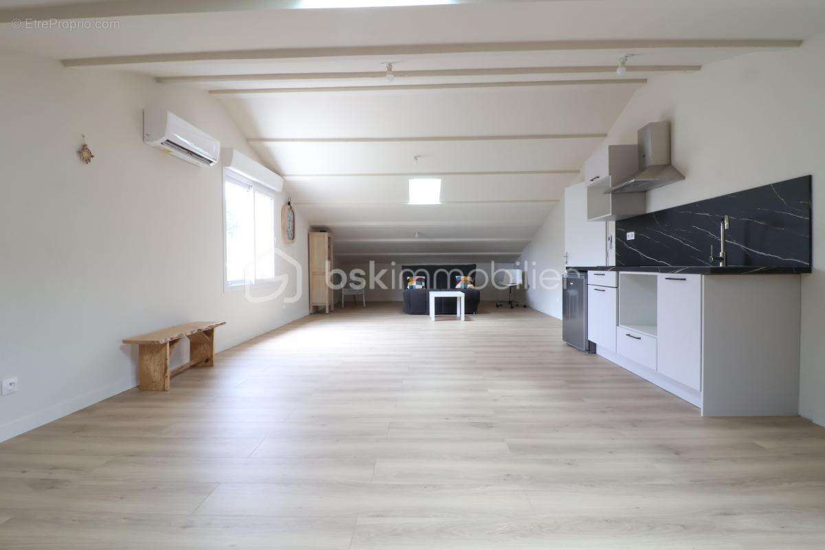 Maison à SAINT-JEAN-DE-FOS