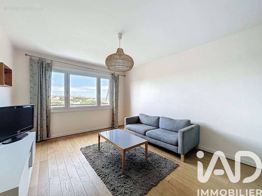 Photo 9 - Appartement à LYON-9E