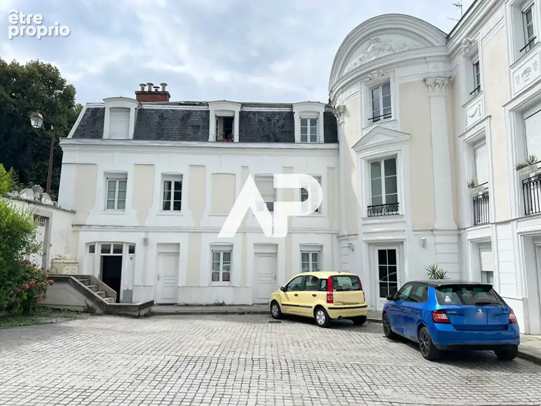 Appartement de charme au dernier étage. Calme, lumière et vue dégagée - photo 4