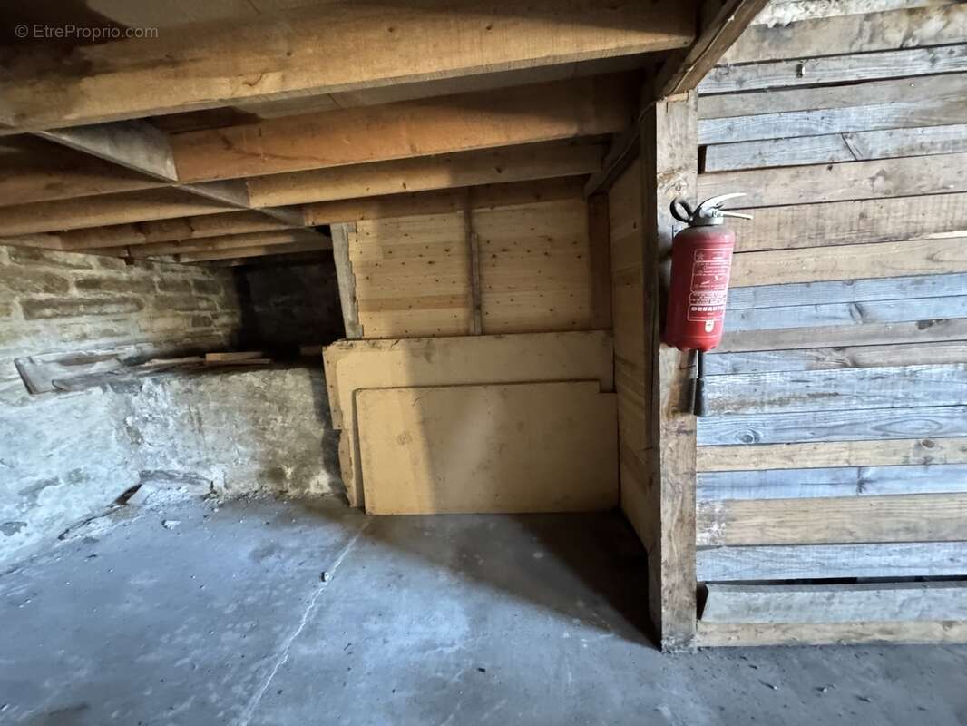 Maison à EYMOUTIERS