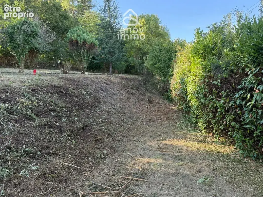 Terrain à bâtir de 1 138 m2   magnac-sur-touvre - photo 4