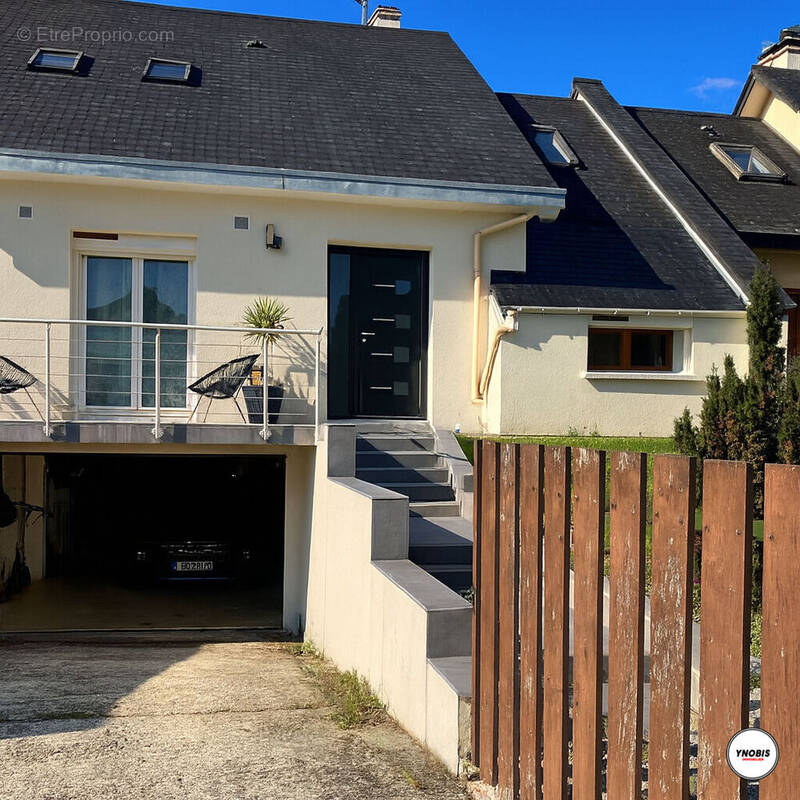 Maison à ROSNY-SUR-SEINE