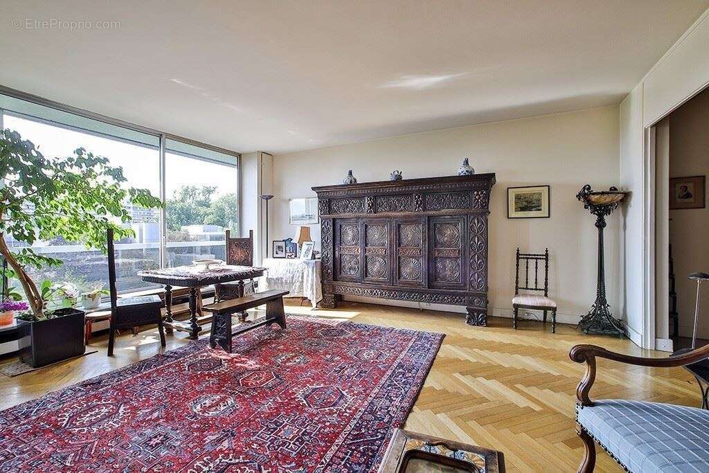 Appartement à BOULOGNE-BILLANCOURT
