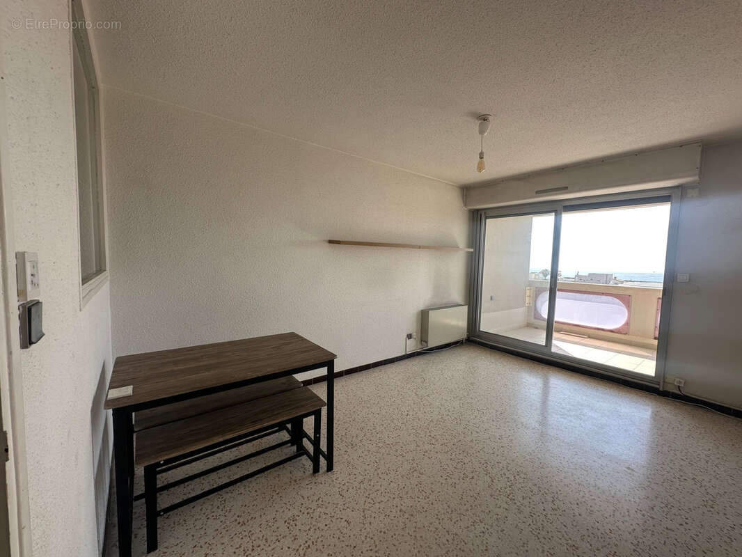 Appartement à CANDILLARGUES
