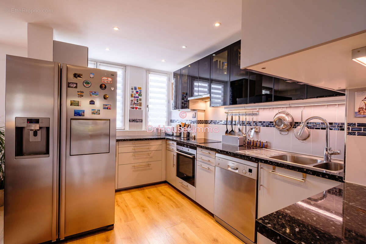 Appartement à VERSAILLES