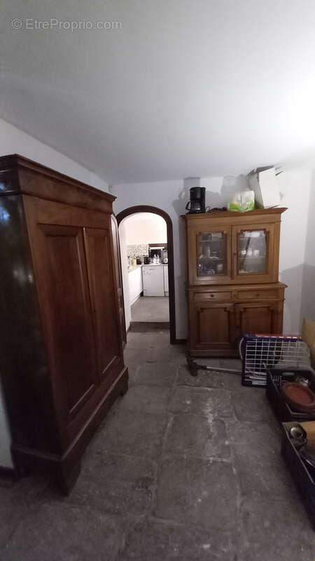 Maison à COLOMBIERES-SUR-ORB