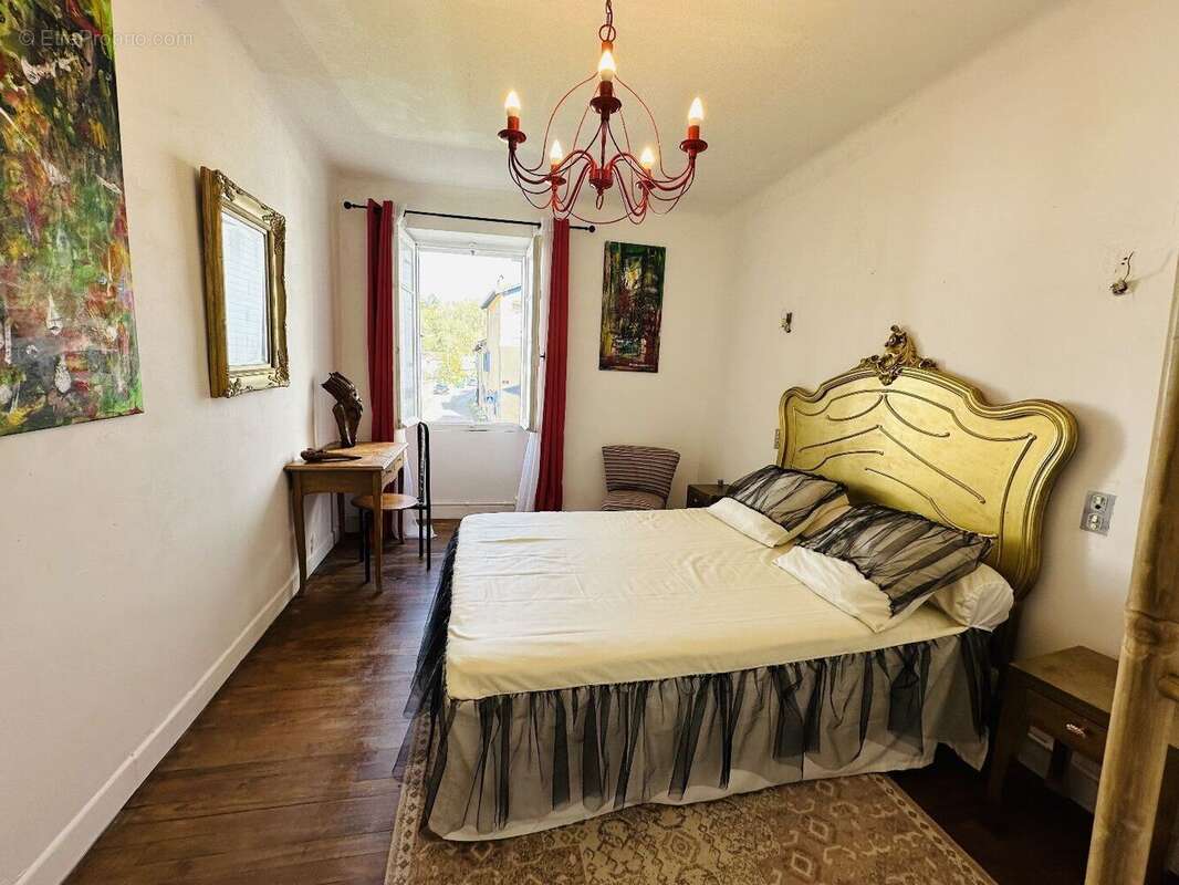Grande maison de village 09420 - photo 11