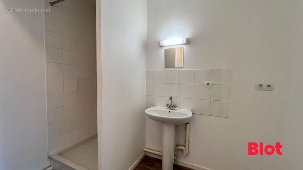 Appartement 49 m² à Orgeres  - photo 3