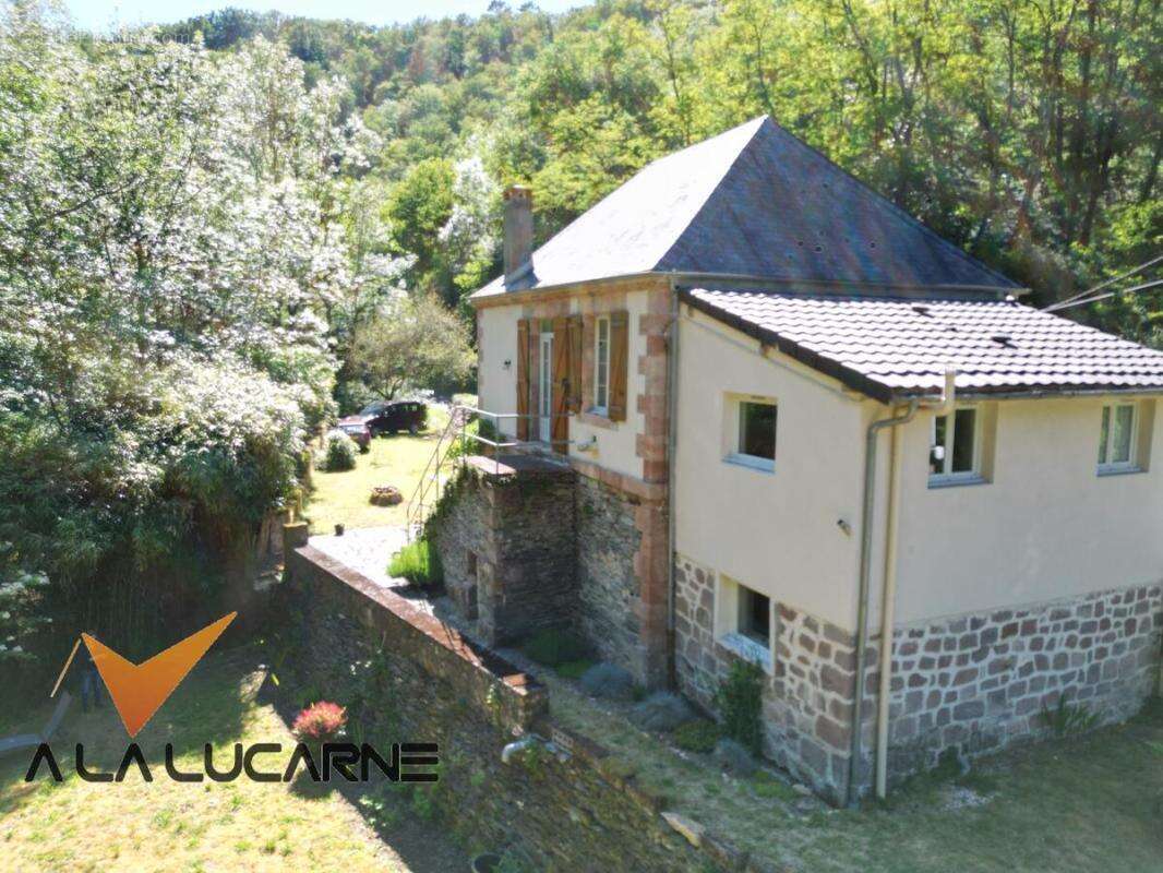 Maison à VILLAC