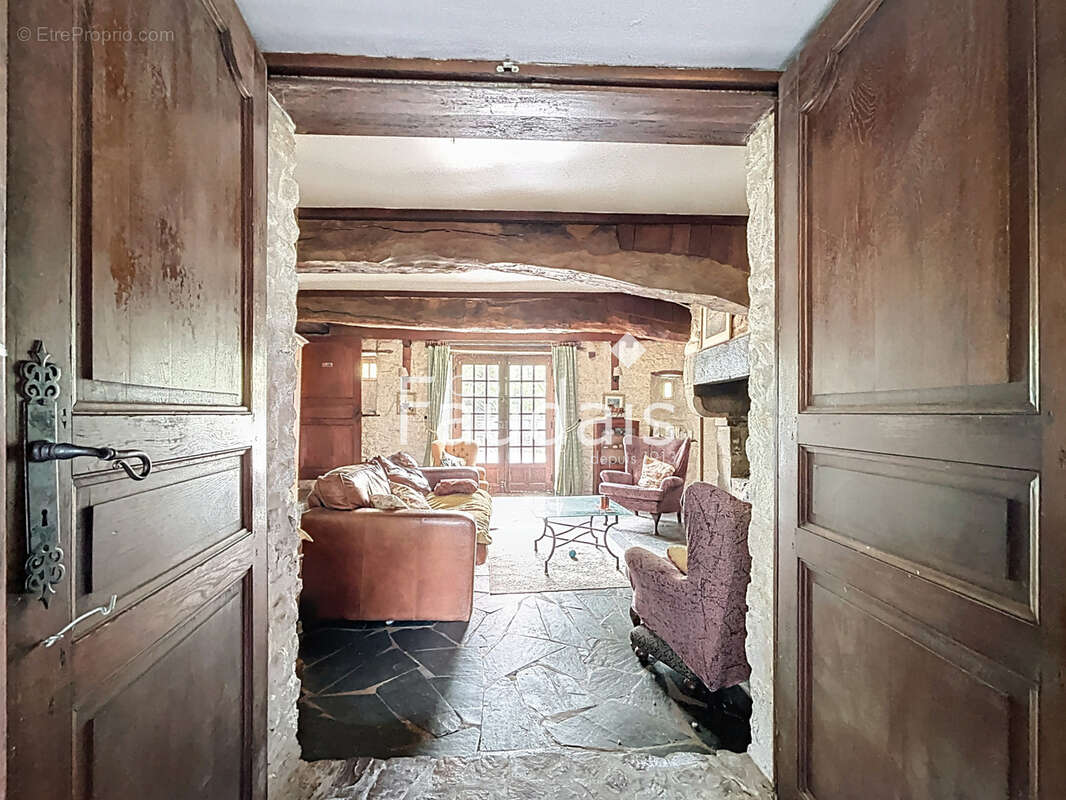 Maison à QUETTREVILLE-SUR-SIENNE