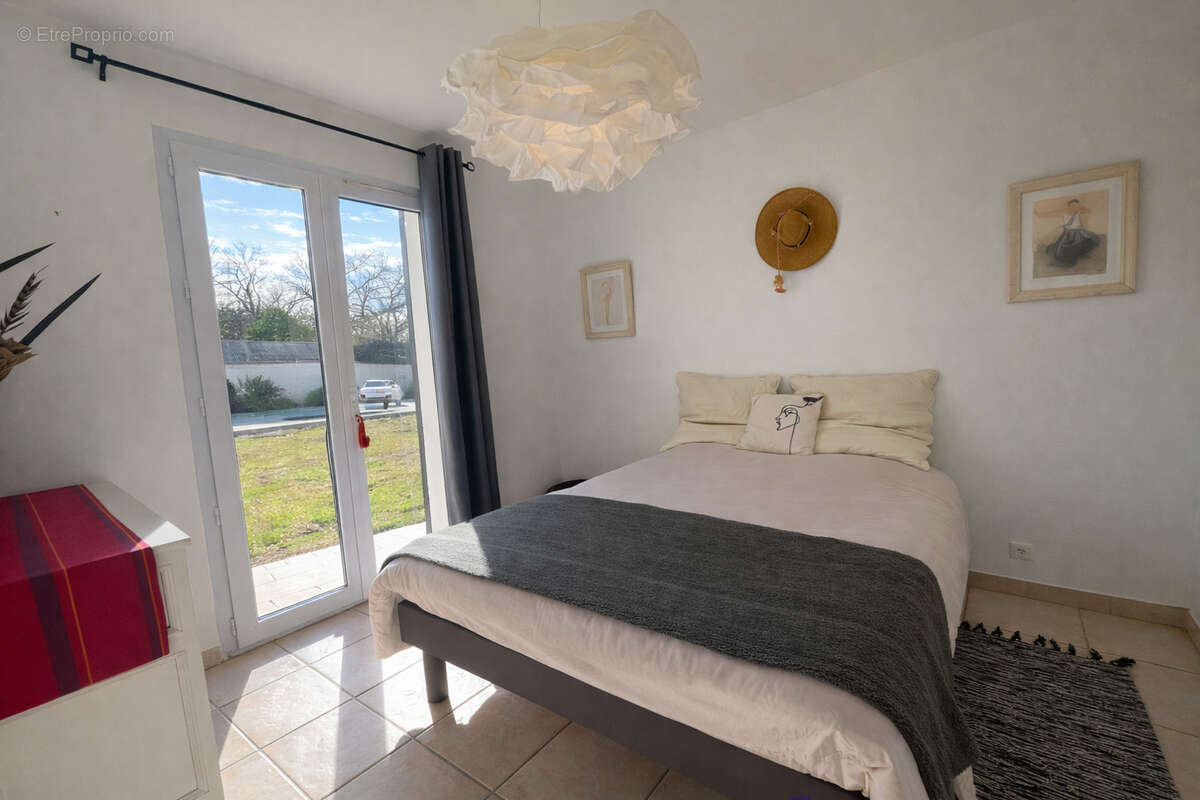 Maison à MONTBOUCHER-SUR-JABRON