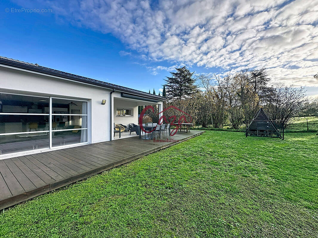 Maison à CAMBLANES-ET-MEYNAC