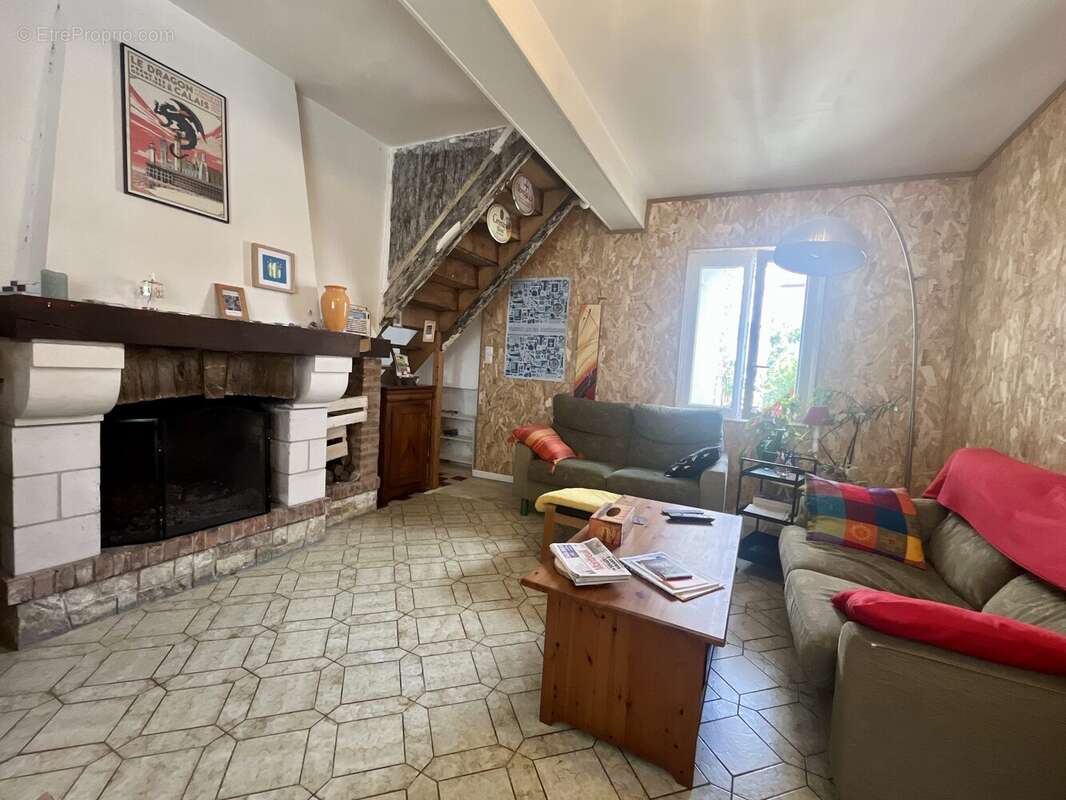 Maison 125 m² à Neuville-Sous-Montreuil  - photo 2