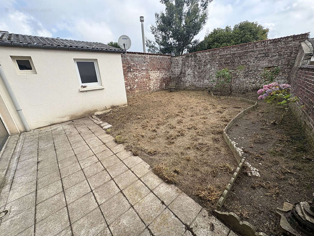 Maison à SAINT-QUENTIN