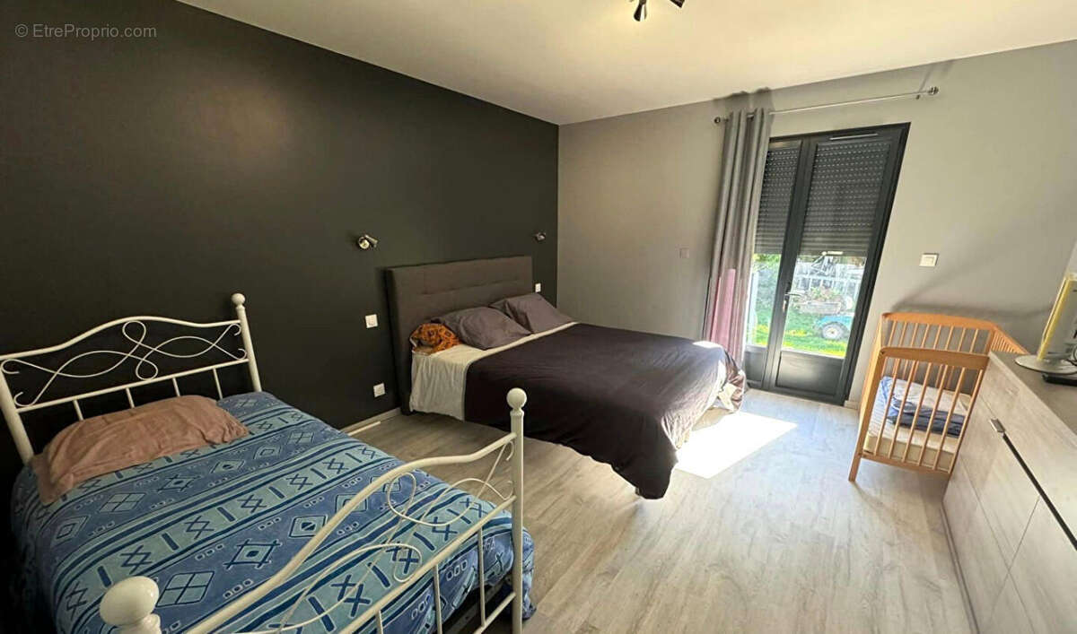 2ND HOUSE - Maison à LE VIGEANT