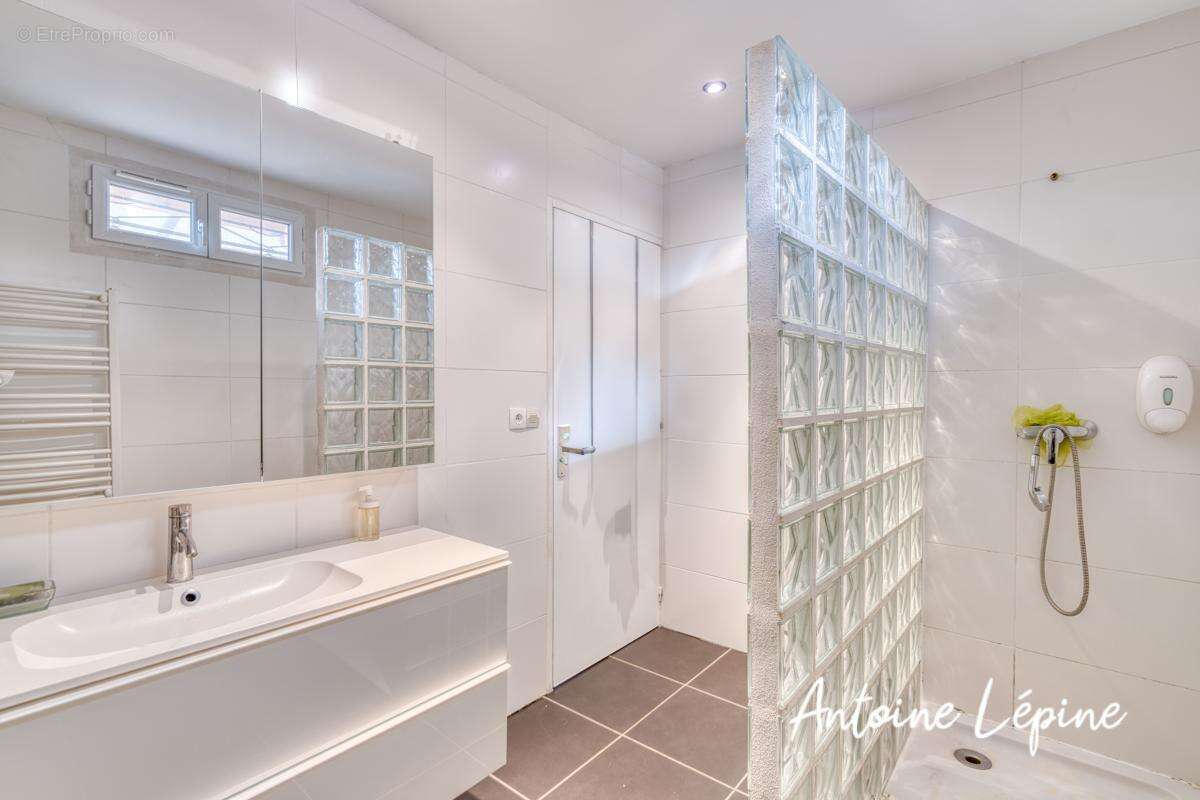 Maison à VENISSIEUX