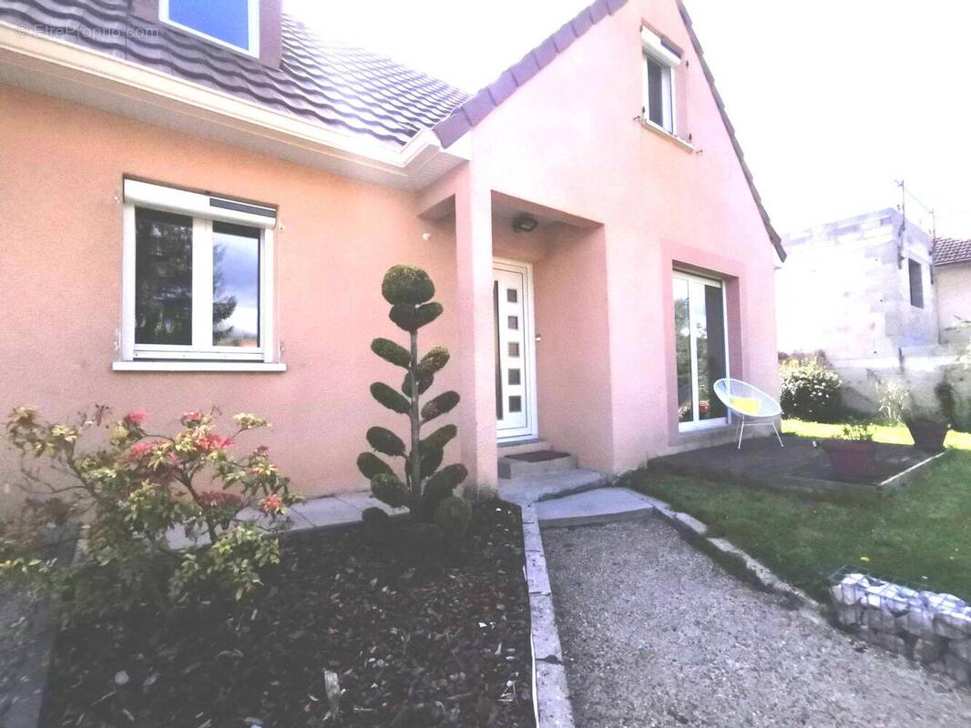Maison à SAVIGNY-LES-BEAUNE