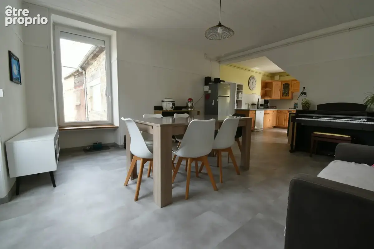 Maison en pierre rénovée – 134 m² – 3 chambres – Terrain de 1 100 m² - photo 8