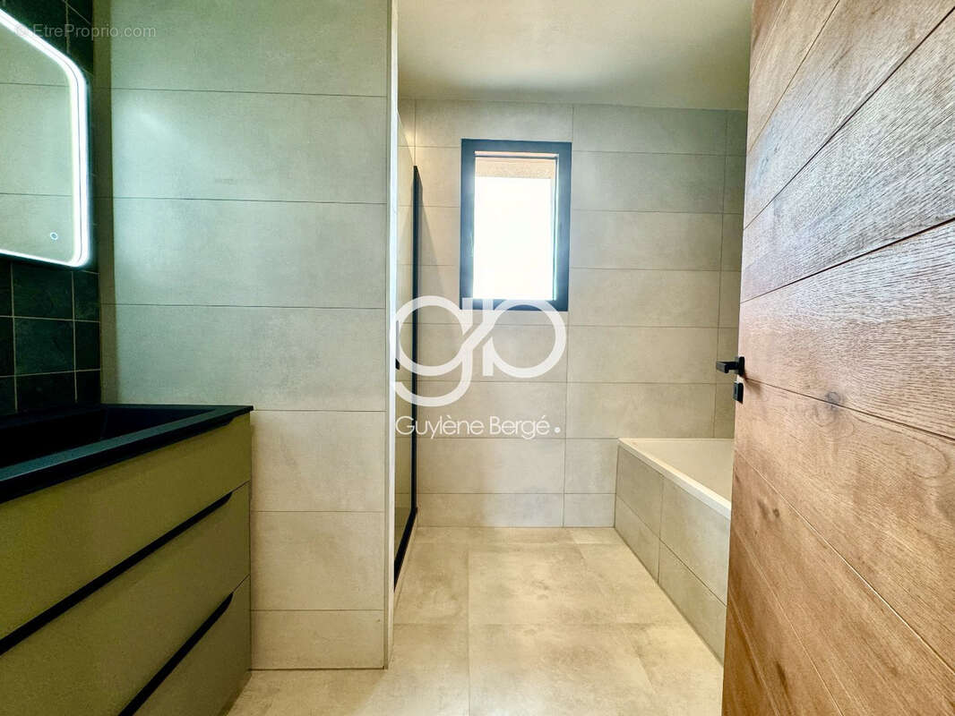 Maison à CANDILLARGUES