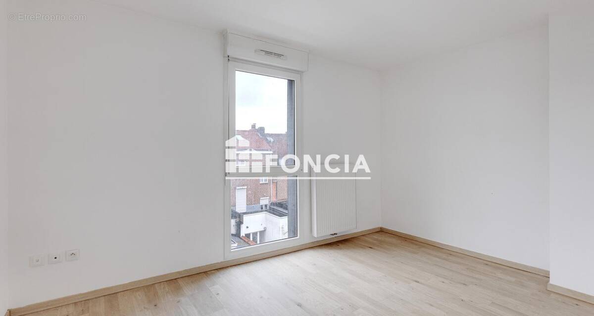 Appartement à MONS-EN-BAROEUL