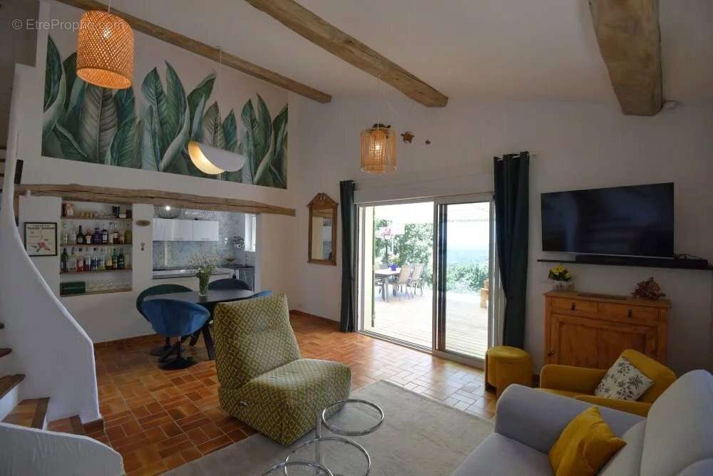 Maison à FAYENCE