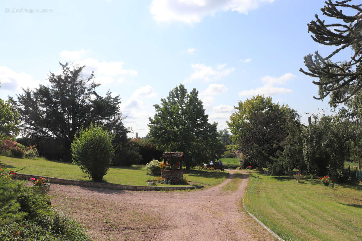 Maison à SAINT-LOUP