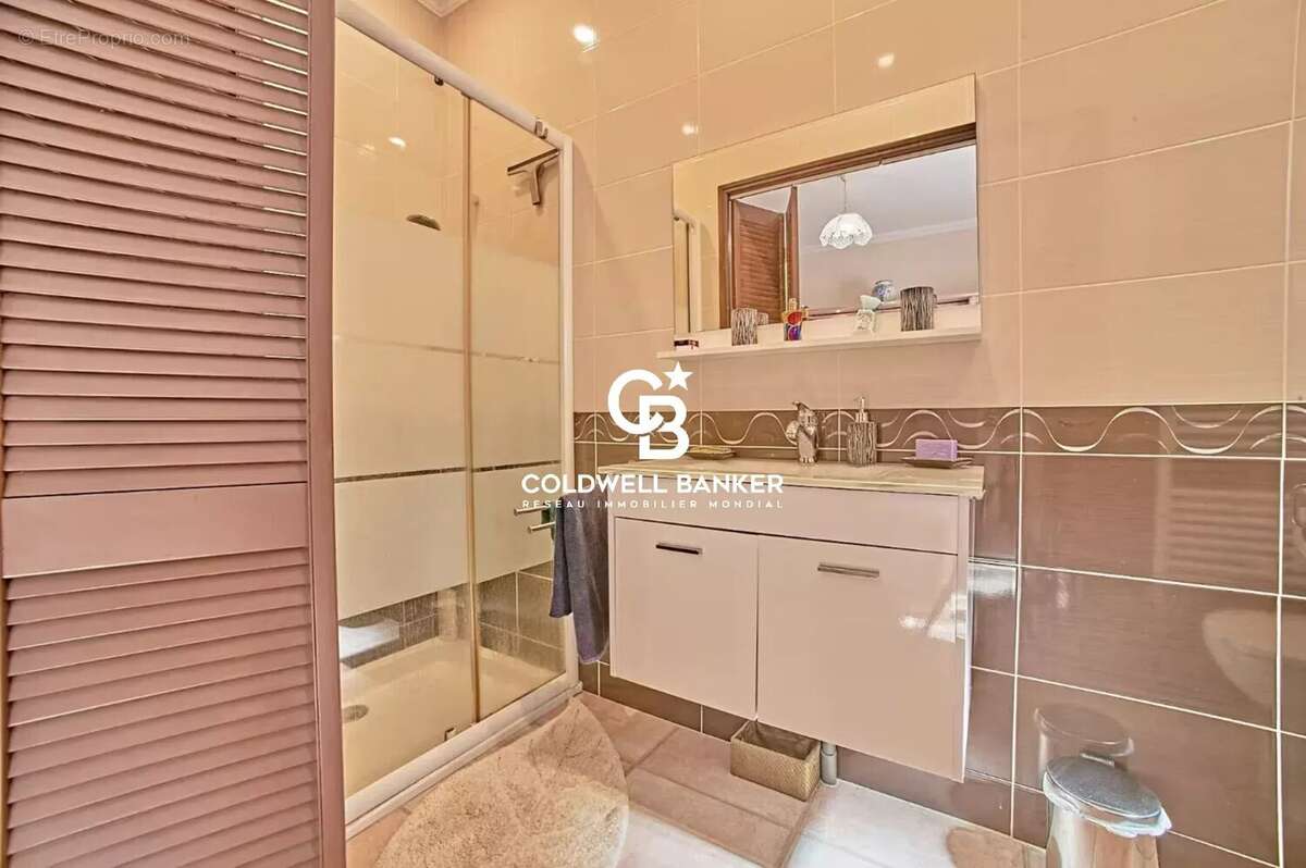Valescure Saint Raphaël maison 200 m² - photo 11