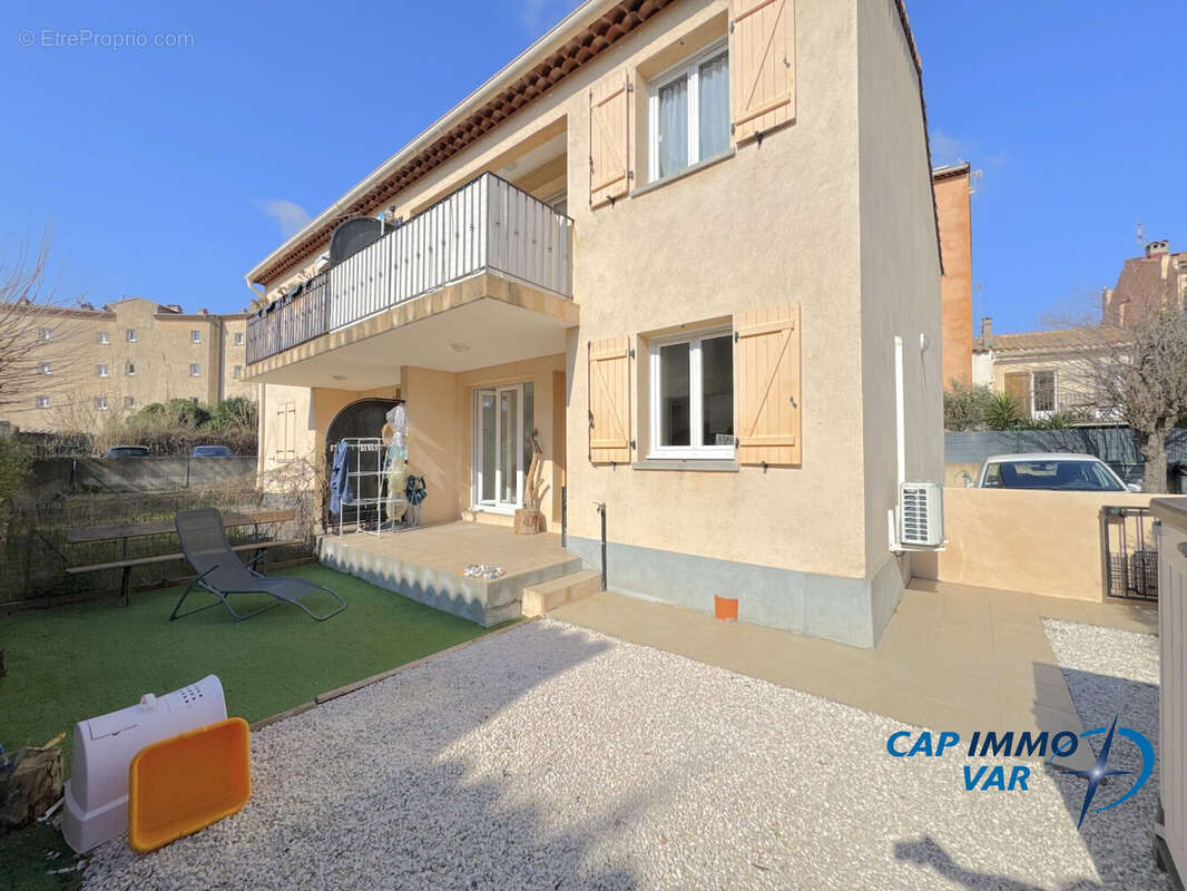 Appartement à LE BEAUSSET