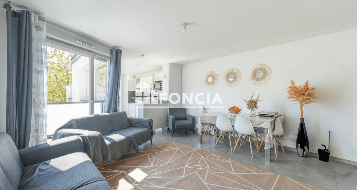 Appartement à LE BOURGET