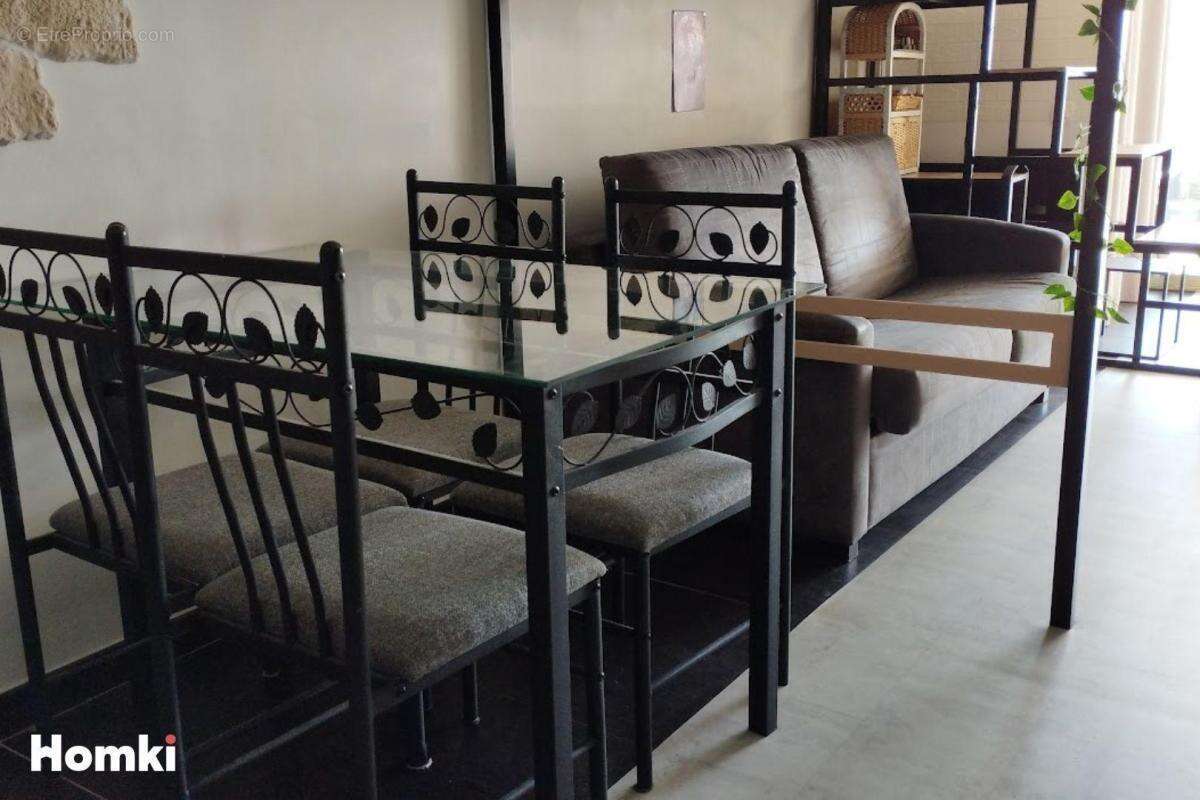 Appartement à CARQUEIRANNE