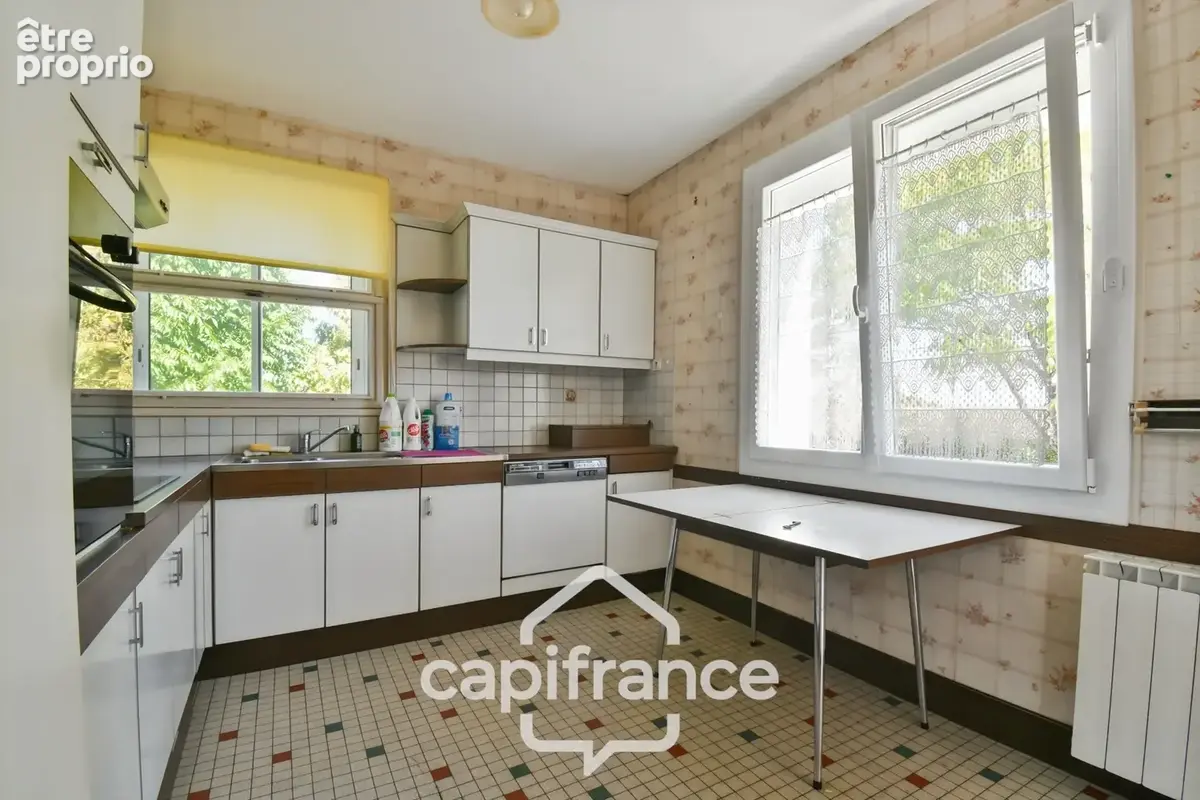 Maison à vendre  COURCELLES (17), 140m²habitables, 7 pièces sur 4800m² de terrain avec nombreuses dépendances - photo 10