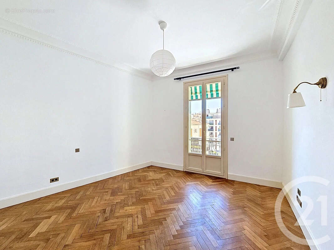 Appartement 120 m² à Nice  - photo 9