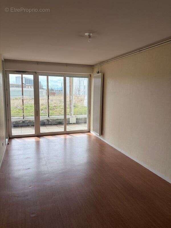 Appartement à LYON-9E