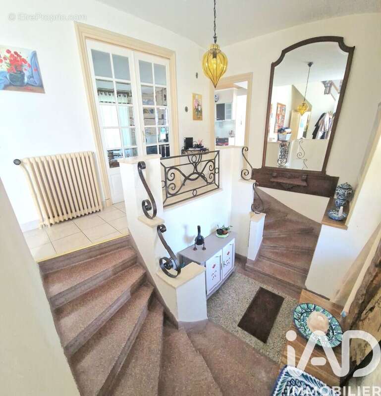 Maison 241 m² à Cressensac  - photo 8