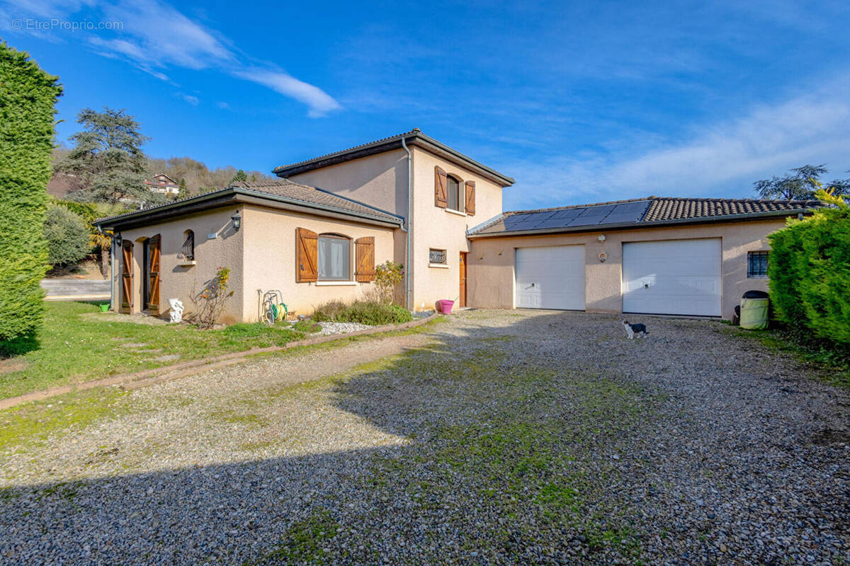 Maison à LA BOISSE