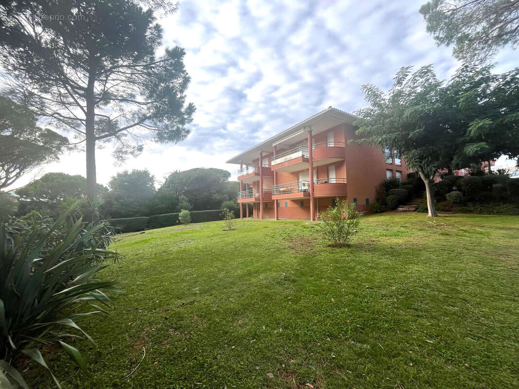 Appartement à SAINT-RAPHAEL