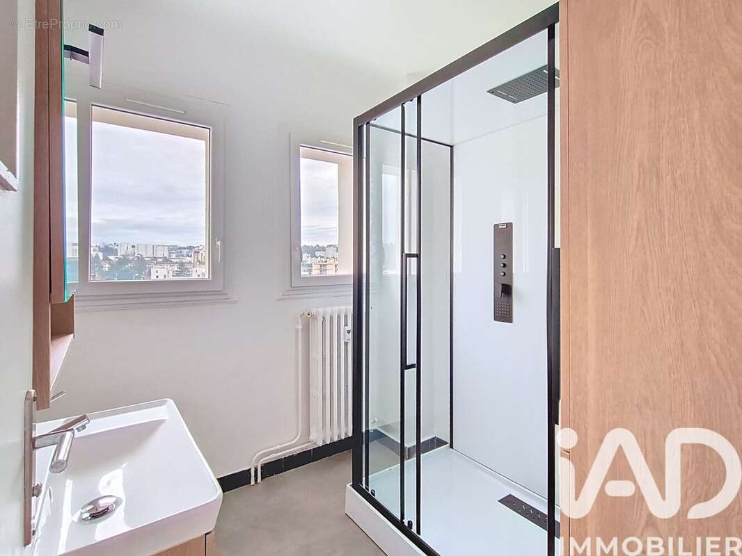 Photo 5 - Appartement à TASSIN-LA-DEMI-LUNE