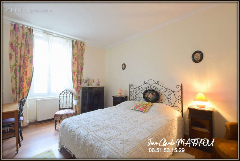 Maison à SALLES-SUR-L'HERS