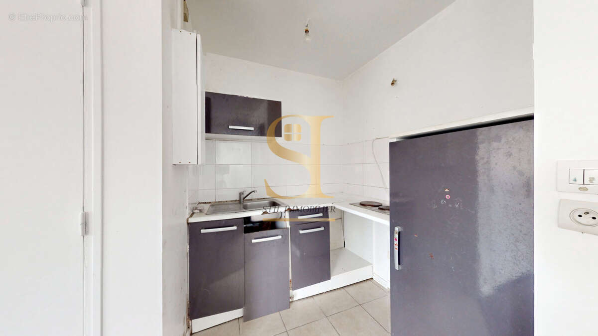 Appartement à CORBEIL-ESSONNES